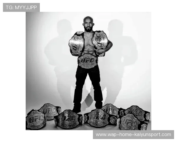 UFC站立进攻训练更充满爆发——点燃你的格斗激情 UFC站立进攻训练更充满爆发——点燃你的格斗激情